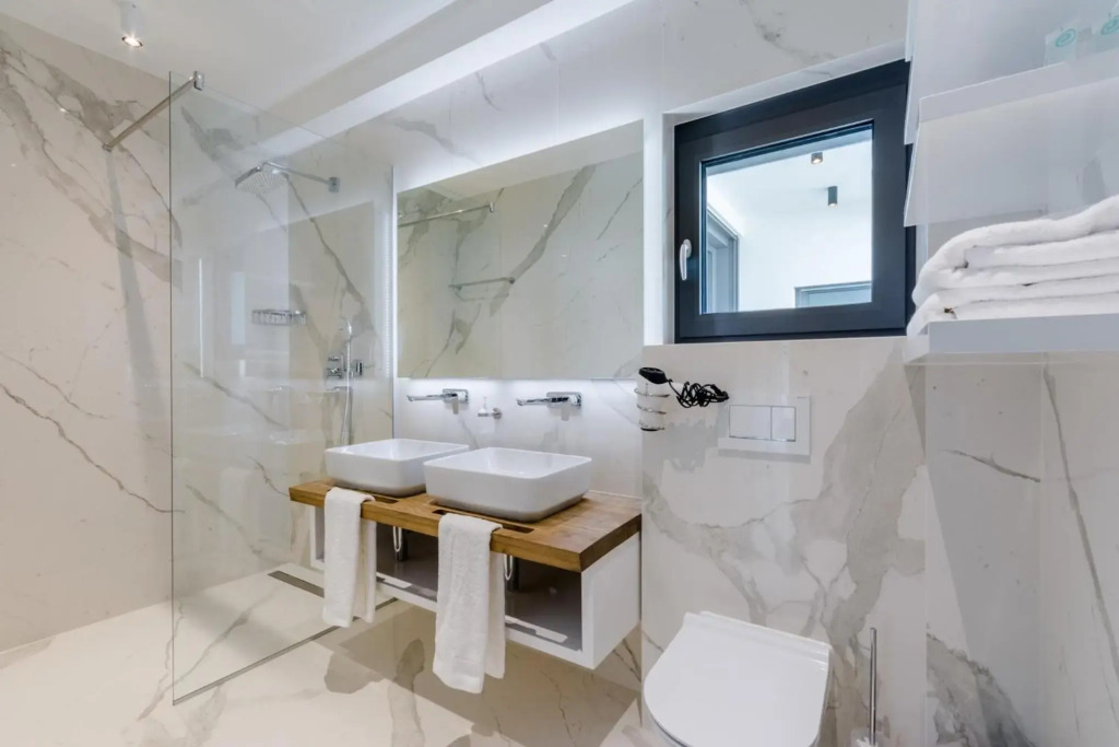 Luxury Villa Complex "Vitae & Pax" with heated infinity-pools, 16 sleeps