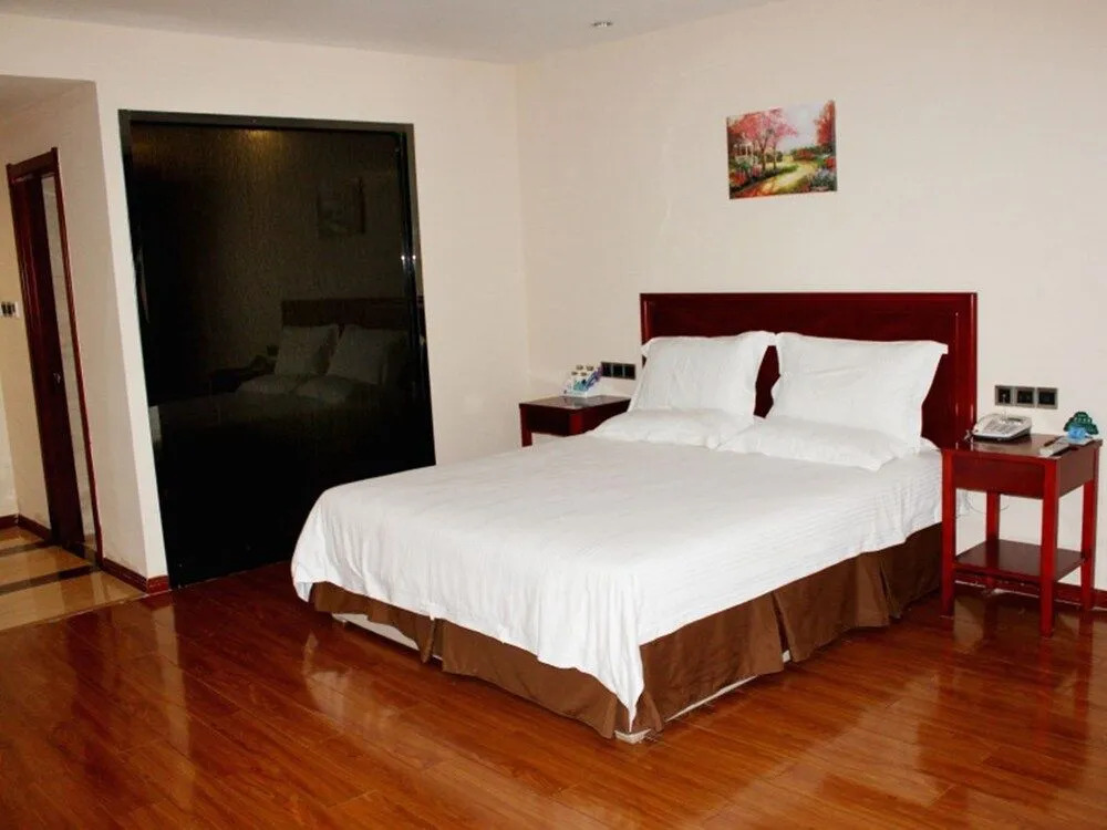GreenTree Inn JiNing YanZhou JiuZhou FangYuan Hotel