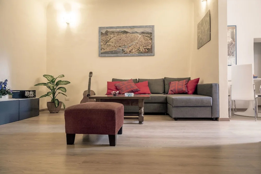 Rental in Rome - Santa Maria Novella Palace
