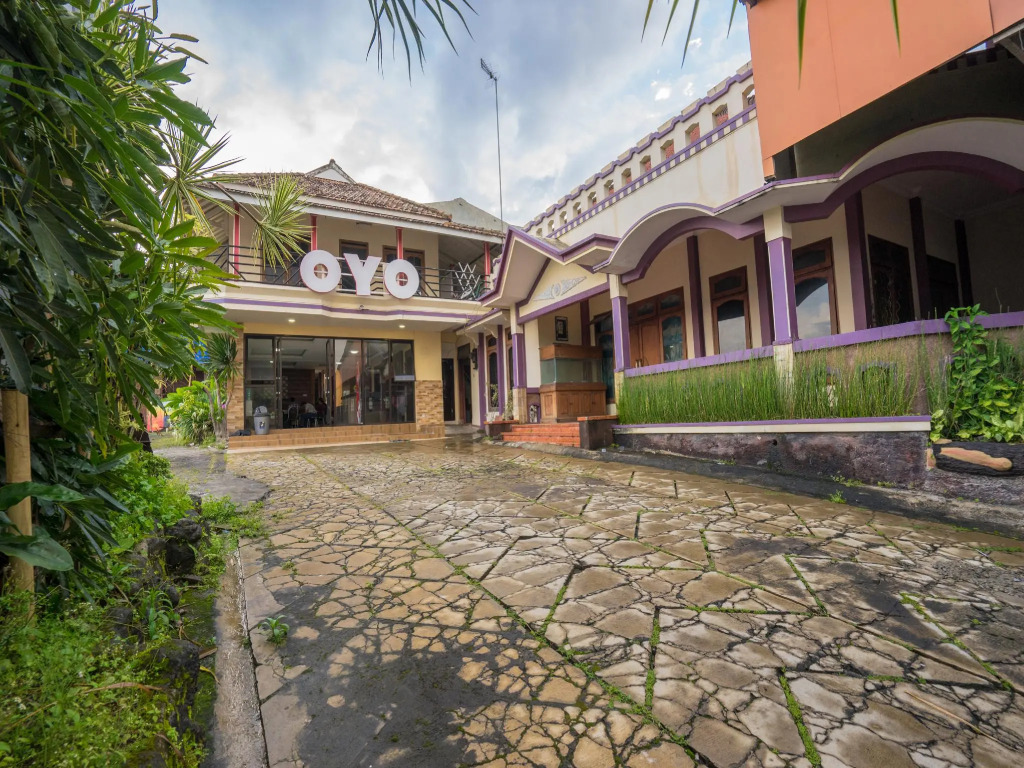 OYO Bunga Matahari Guest House And Hotel