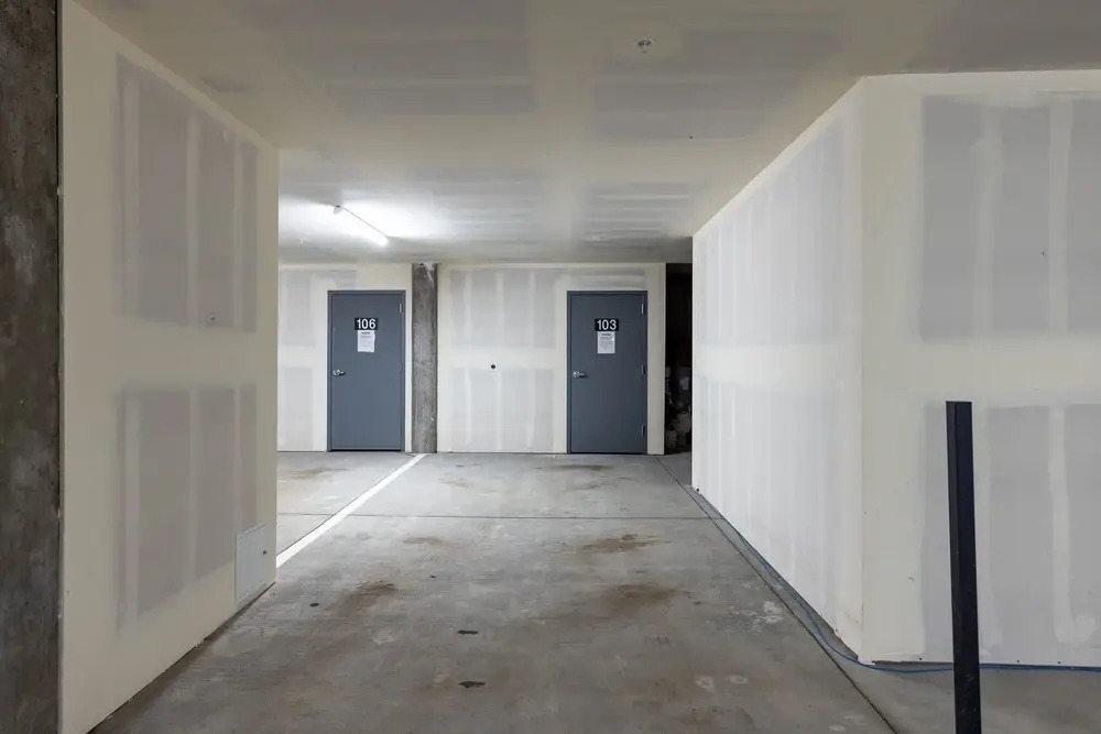 103 Clearwater Lofts 1 Bedroom Condo by Redawning