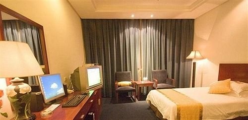 Qingyang Xifeng Hotel