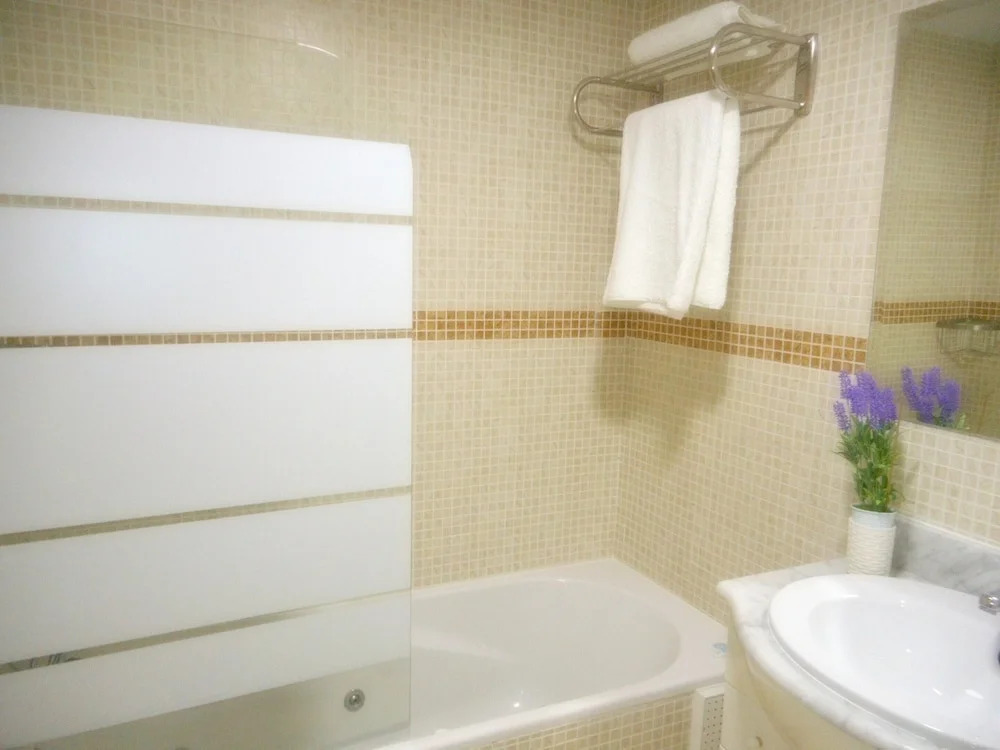 Apartment With 2 Bedrooms in Manilva, With Wonderful sea View, Pool Ac