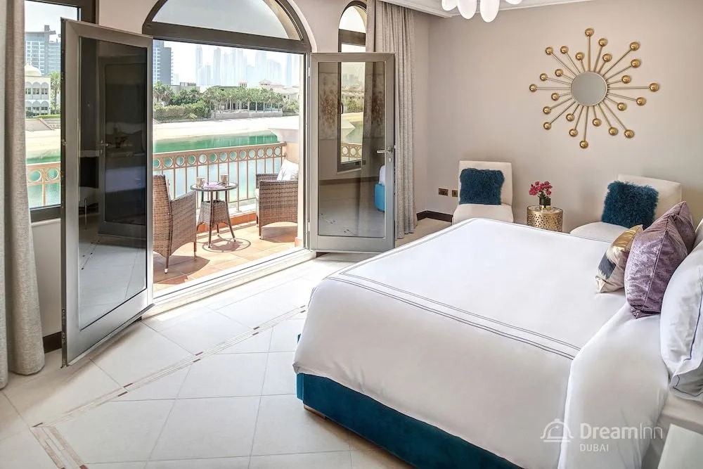 Dream Inn Dubai-Luxury Palm Beach Villa