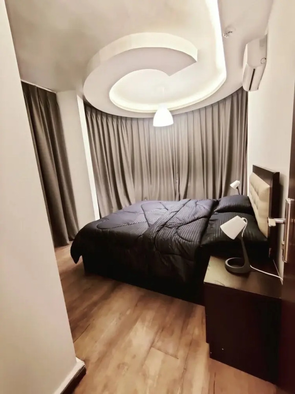 "28 1- Lovely Apartment Close to all Services"
