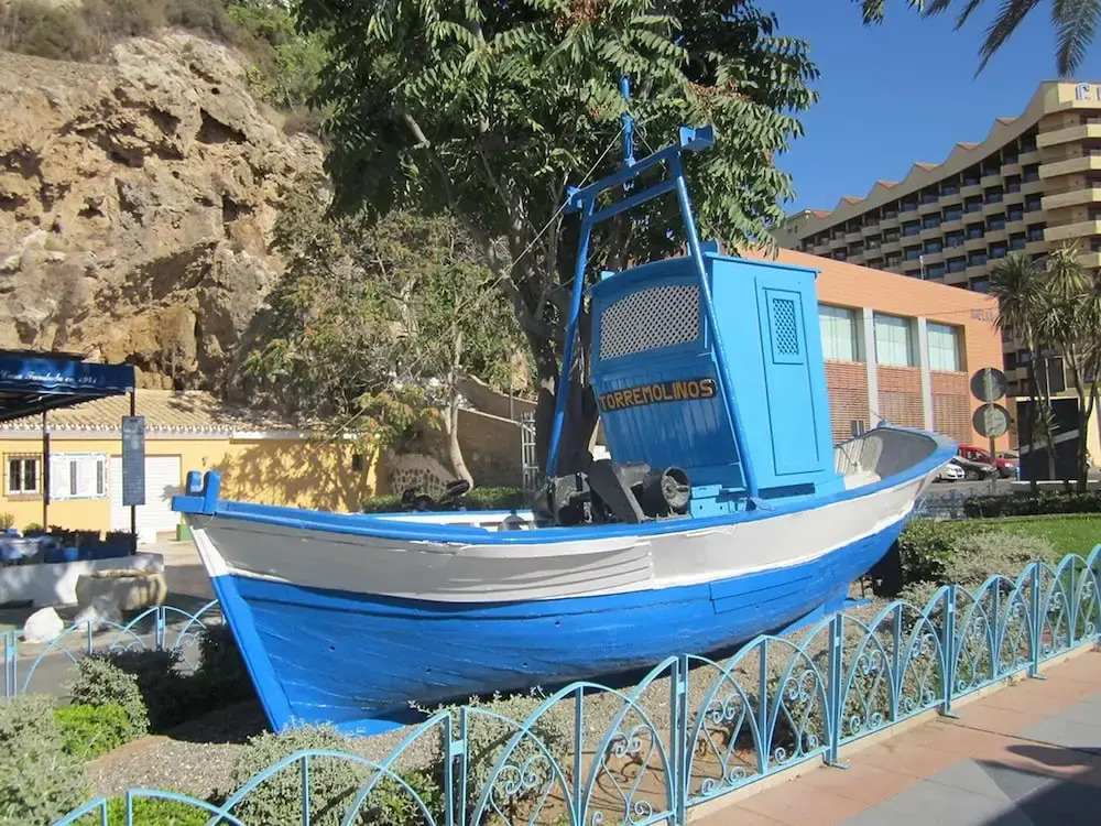 Apartment in Torremolinos 300 m From Beach