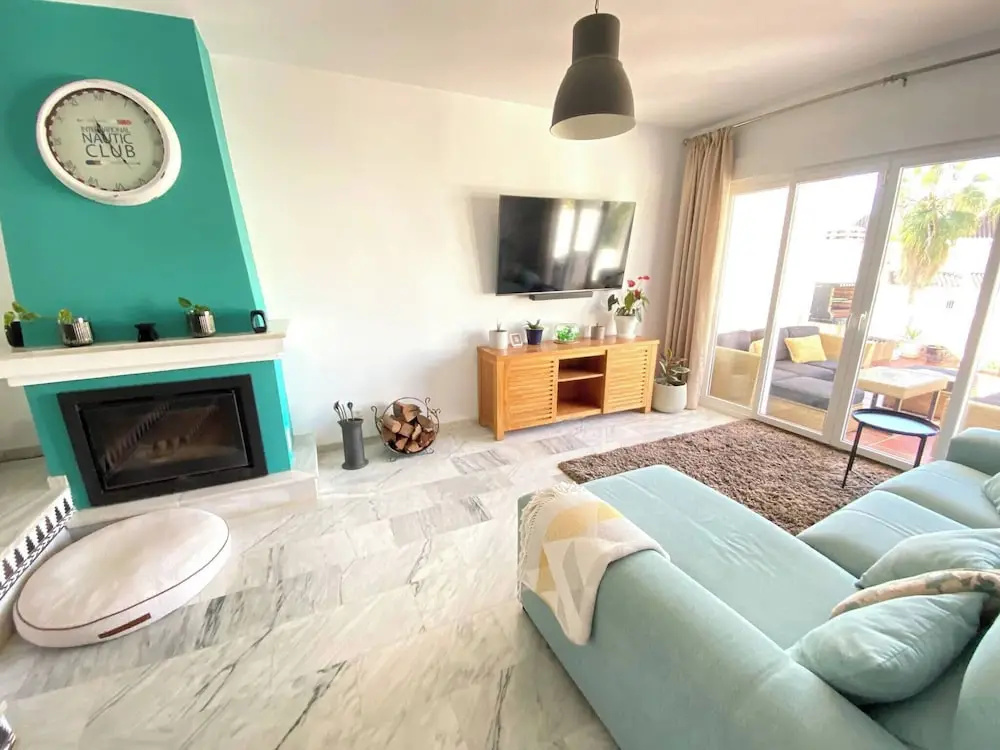 Modern Townhouse 7min Walk Beach and 15 to Duquesa