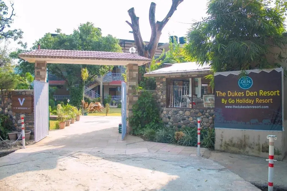 The Dukes Den Resort