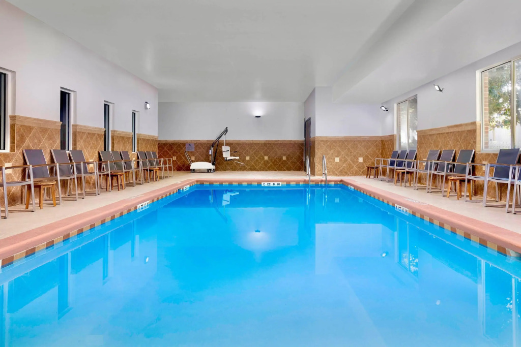 Country Inn & Suites by Radisson, Gainesville, FL