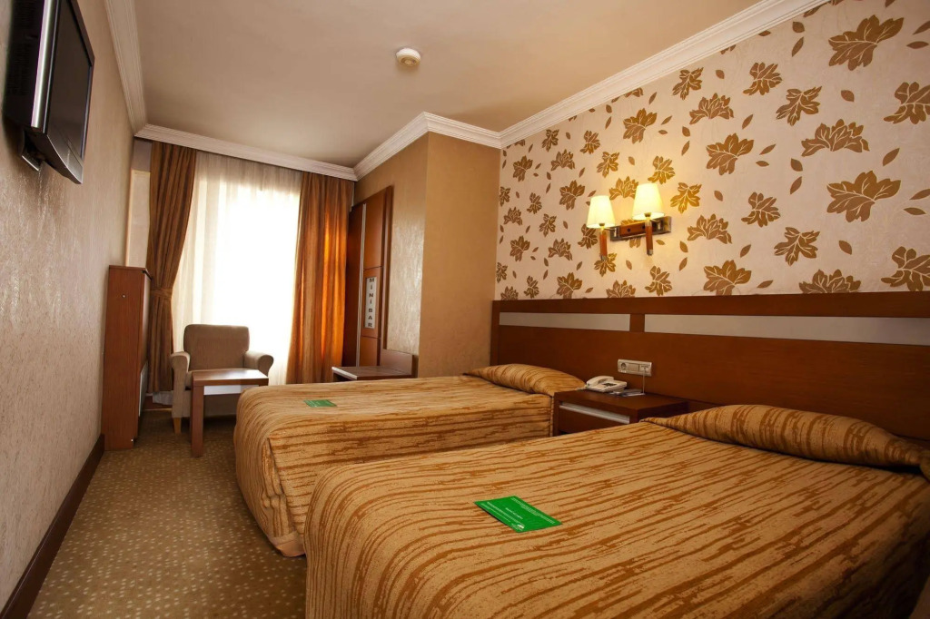 Almer Hotel