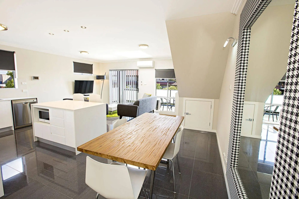 Astina Serviced Apartments - Parkside