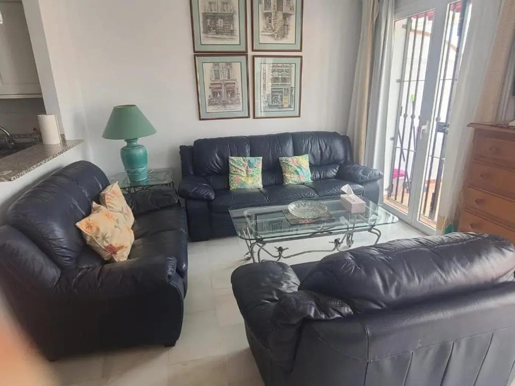 Spaciously Cosy Apartment 5b close to beach