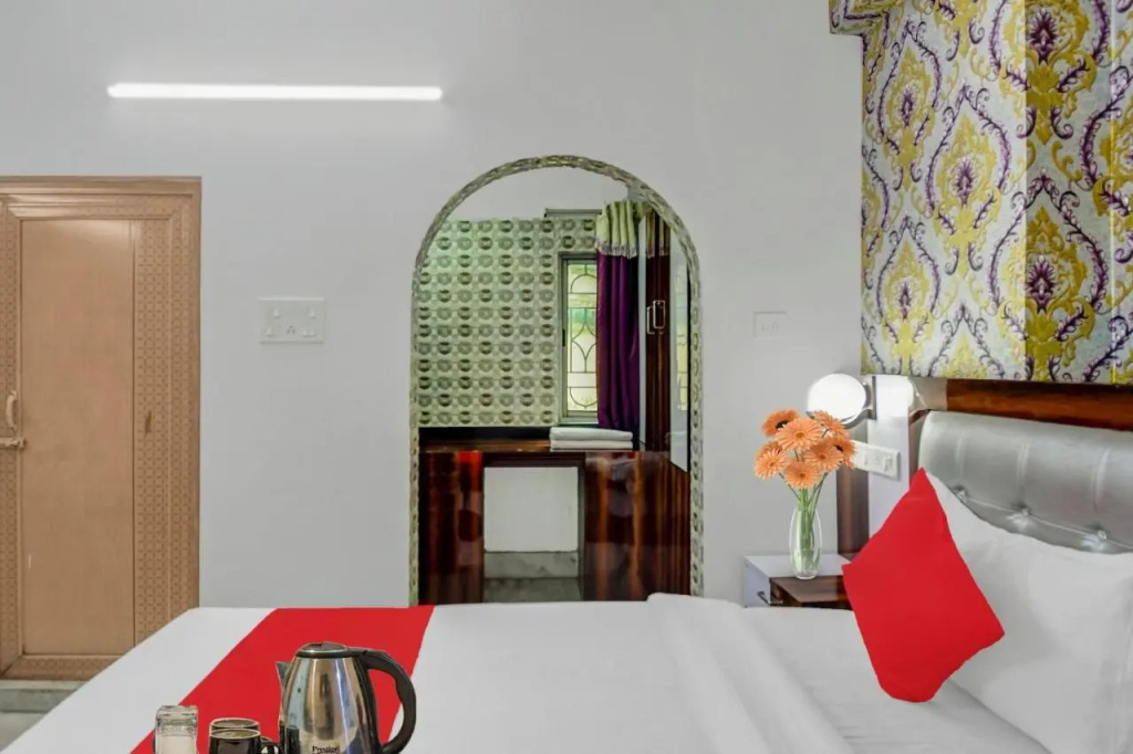 OYO 88202 Starlight Guest House