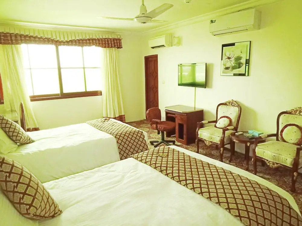Hotel Indus