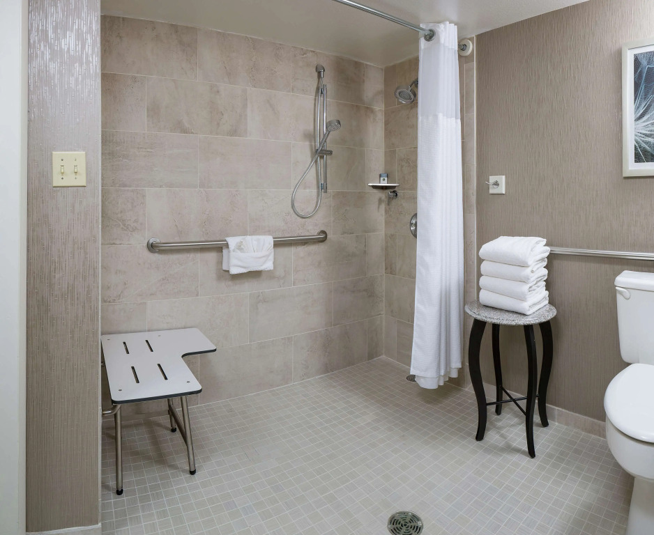 DoubleTree by Hilton Boston-Andover