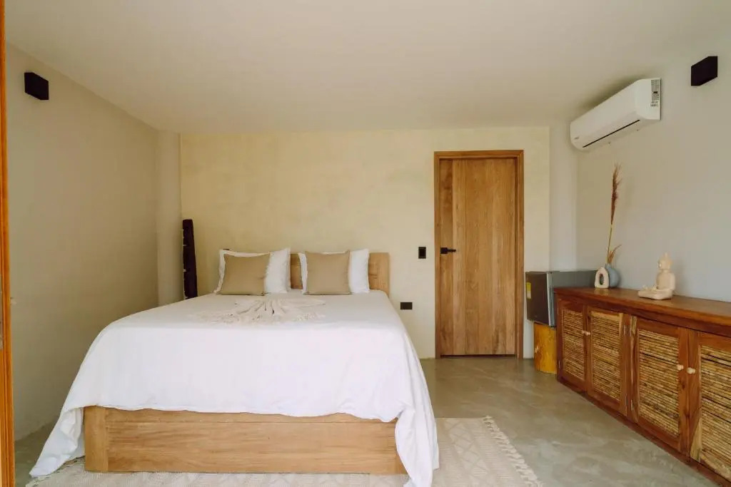 VelaNova Paradise - HotelRetreat