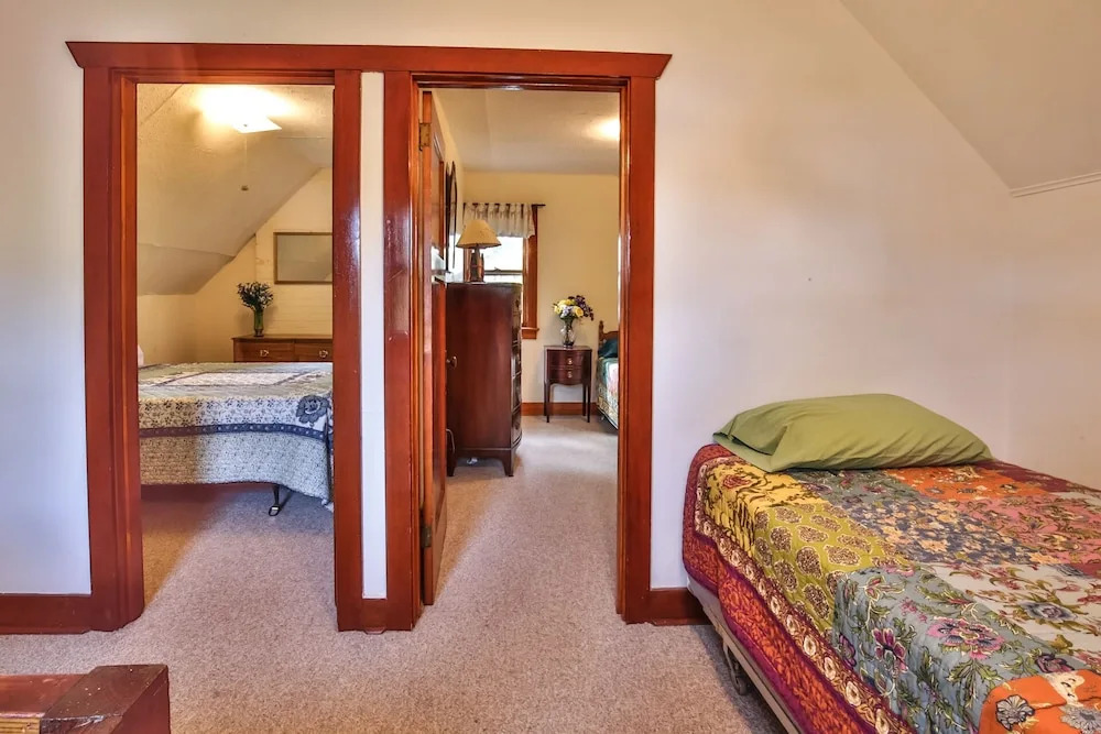 BJ's Lakehouse - 3 Br Home