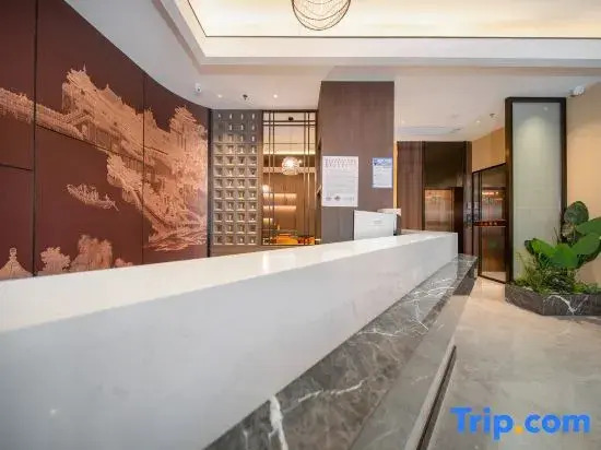 Jiayue Hotel, Jiutian (Hongqiao Branch, Fenghuang Ancient Town)
