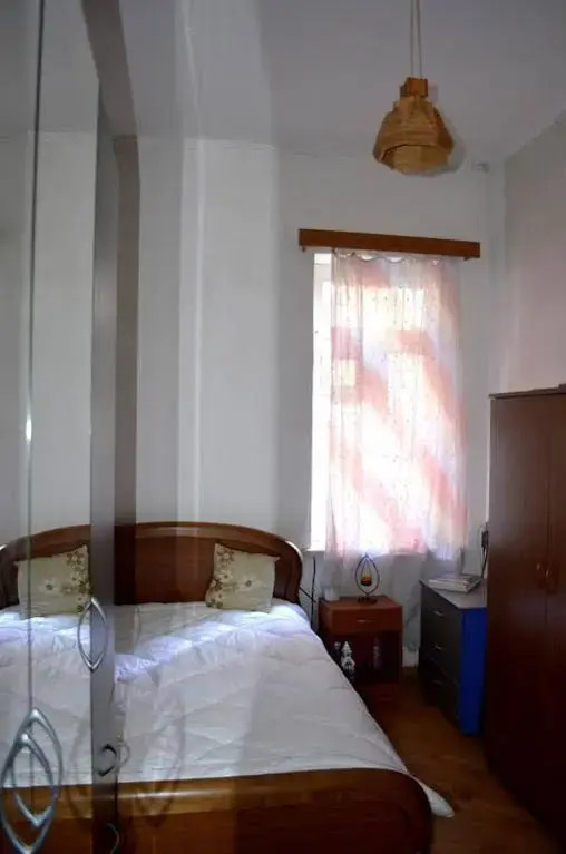 Georgeo's Place