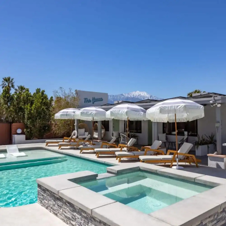 The Yucca Hotel Villa - Entire Buyout
