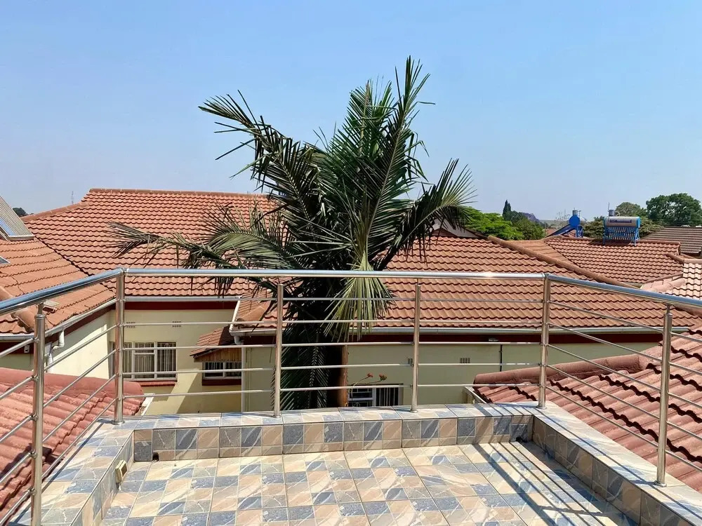 Executive Studio Apartment Near the Airport - 2320