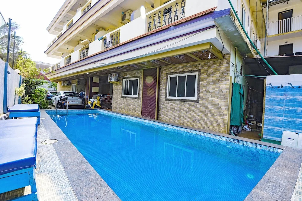 FabHotel Benz Destination - 700m Candolim Beach