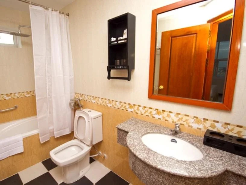 Town View Hotel Khan 7 Makara