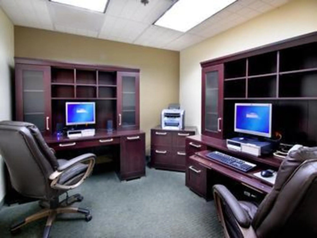 Holiday Inn - Fort Myers - Downtown Area by IHG