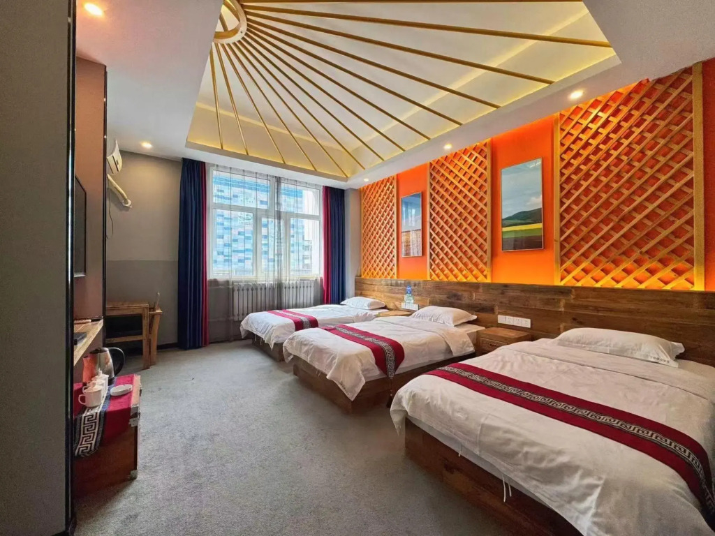 Hulun Holiday Hotel