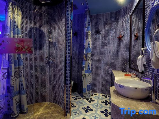 Shanghai Miai Theme Hotel Apartment (Songjiang Zuibaichi Subway Station)