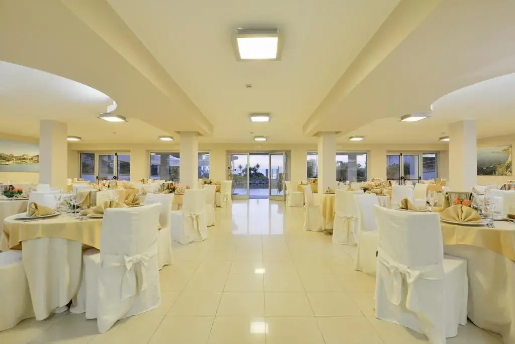 Hotel Mareluna