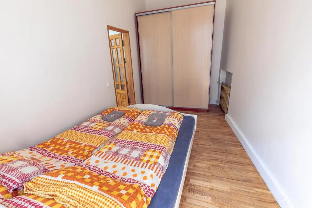Modern 2-room flat in the city center