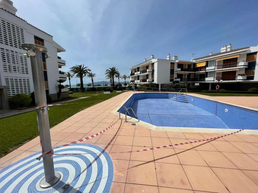 Precioso apartamento con piscina Urbanización Playazul