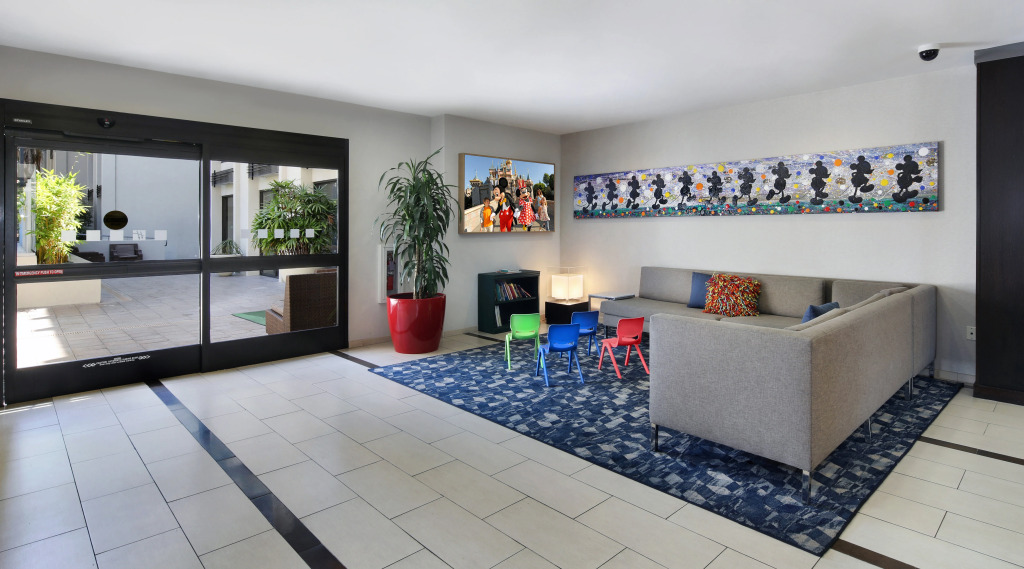Holiday Inn Hotel & Suites Anaheim by IHG