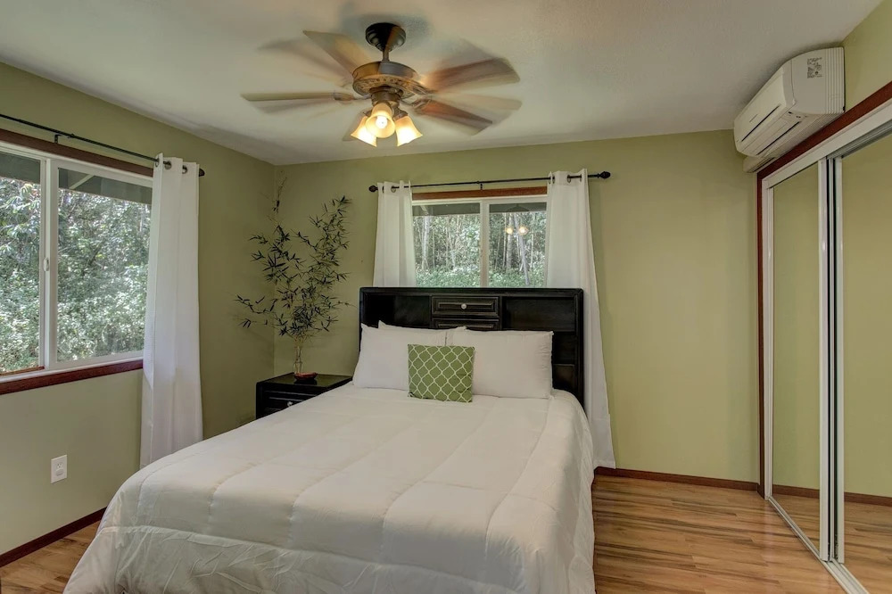 The Coqui Shack 2 Bedroom Cabin by Redawning