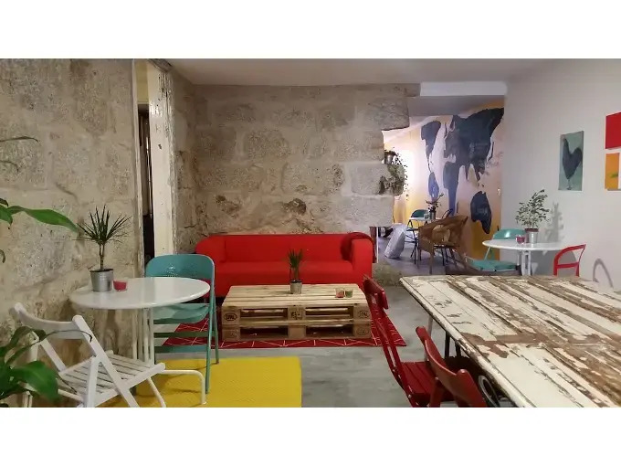 O2 Hostel