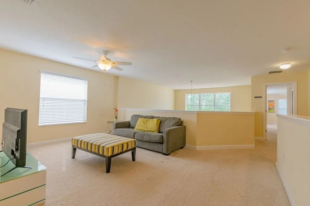 Paradise Palm 5 Bedroom Home
