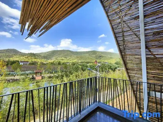 Changxing Yanqi Vacation