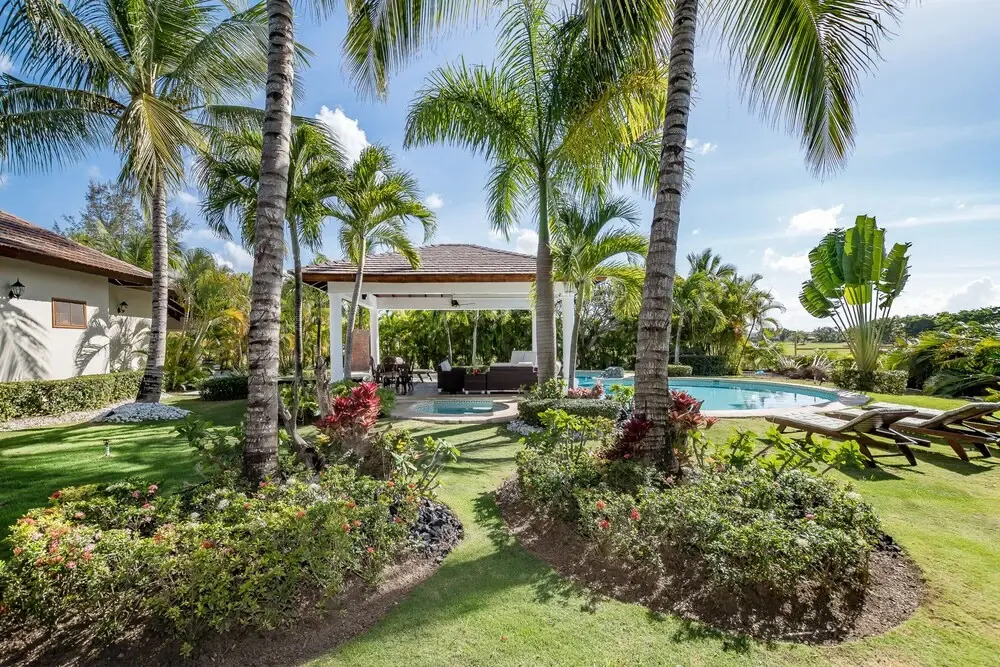 Luxury Villas in Cocotal for Large Group