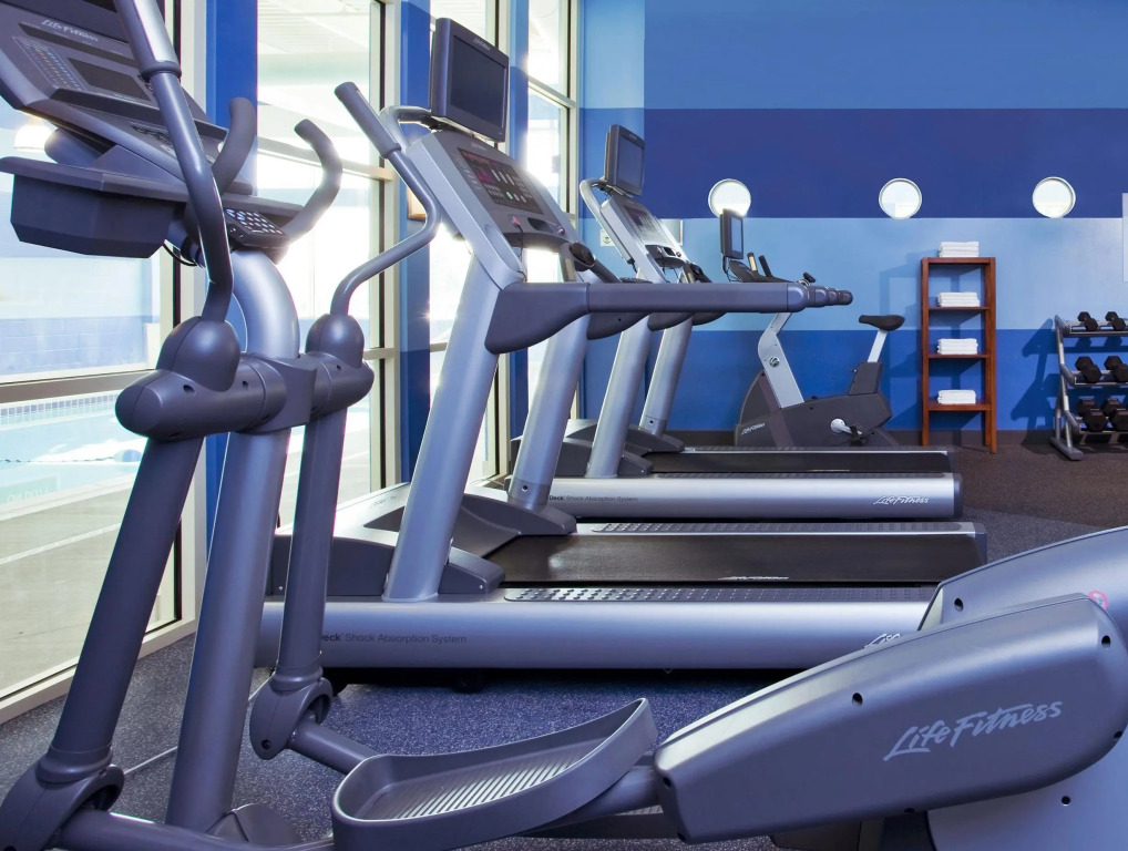 Holiday Inn Express Columbus Airport Easton