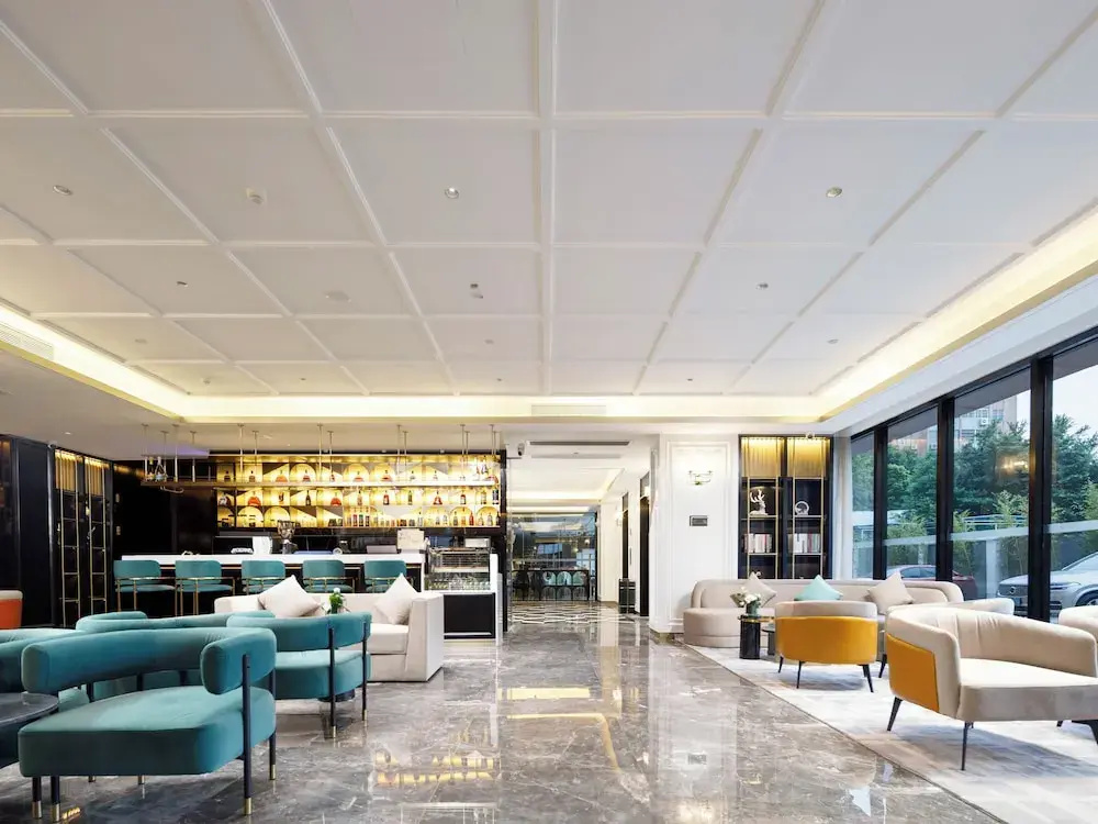 Pazhou XANA Deluxe International Hotel Pazhou Convention and Exhibition Center Nanzhou Metro Station Branch