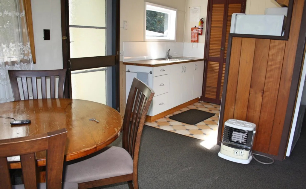 Anson Bay Lodge