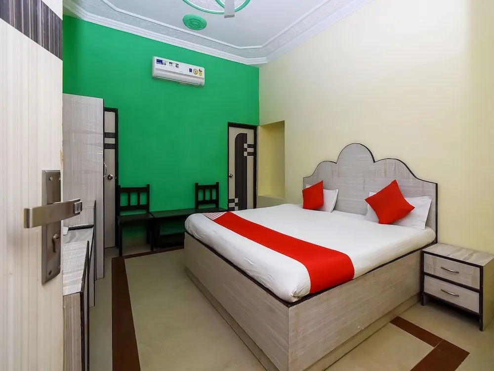 OYO 22899 Hotel Bhagwati Palace