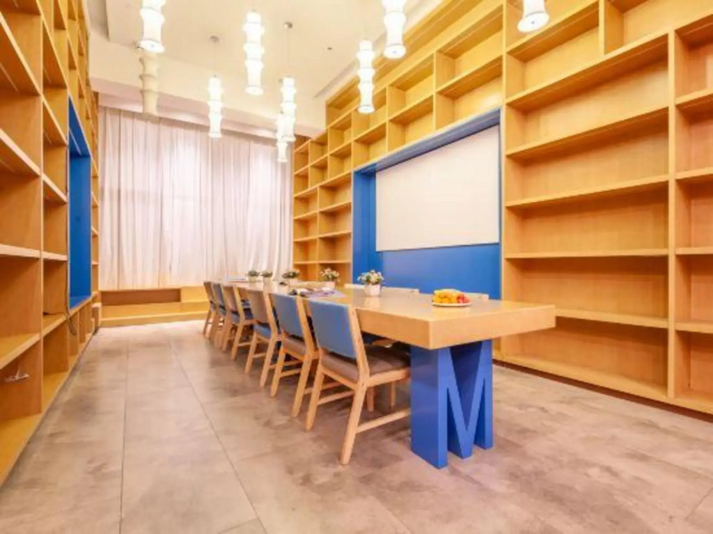 Meijing Zhilv Hotel (Jincheng Fengtai Street Material Trade Plaza)