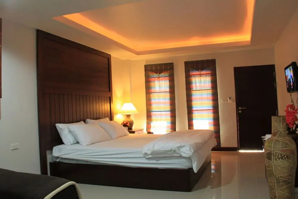 OYO 844 the Leaf Hotel