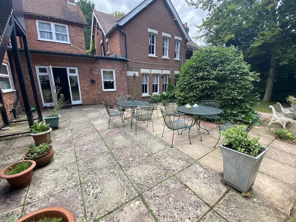 Pickwicks Guest House
