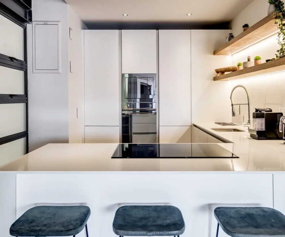 702 Metropolitan in Cape Town