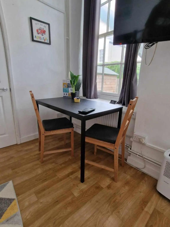 Flat 22 Studio Apartment Southlands