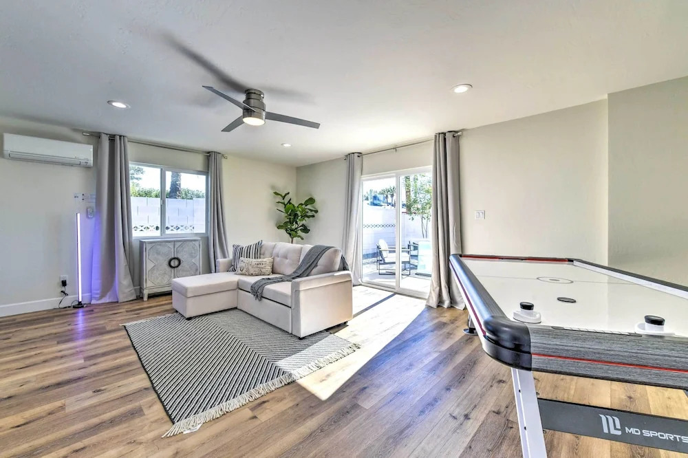 Updated Tempe Home < 3 Mi to ASU Campus!