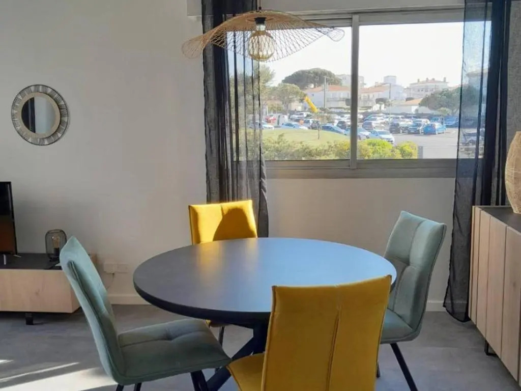 Appartement Royan, 2 pièces, 4 personnes - FR-1-494-126